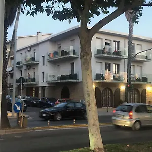  Apartment Eliton Italien